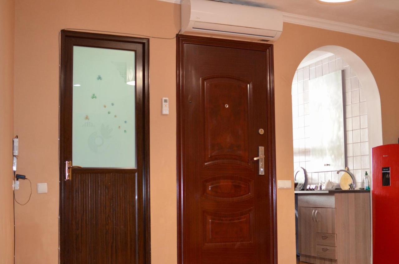 U&O Apartment, Liberty Square Tbilisi Buitenkant foto