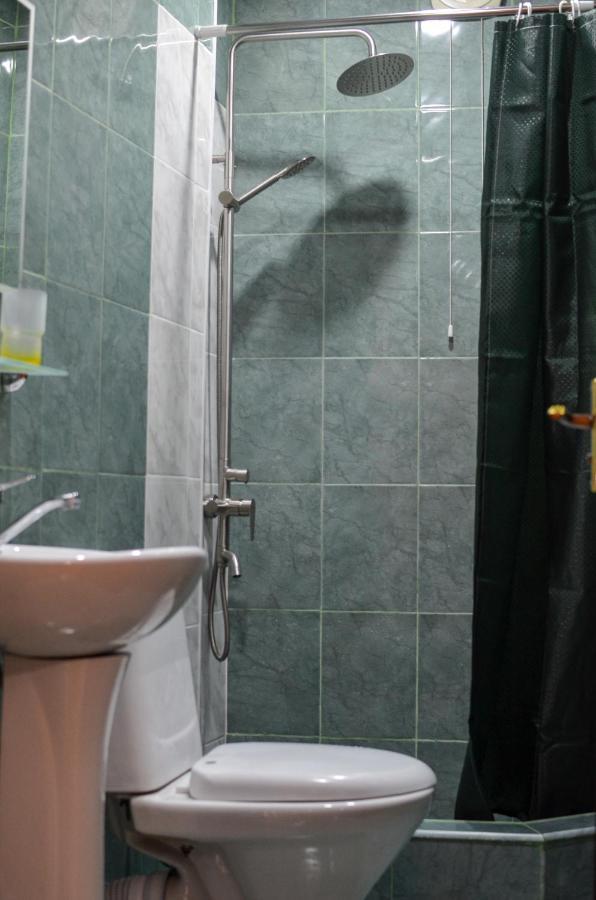 U&O Apartment, Liberty Square Tbilisi Buitenkant foto