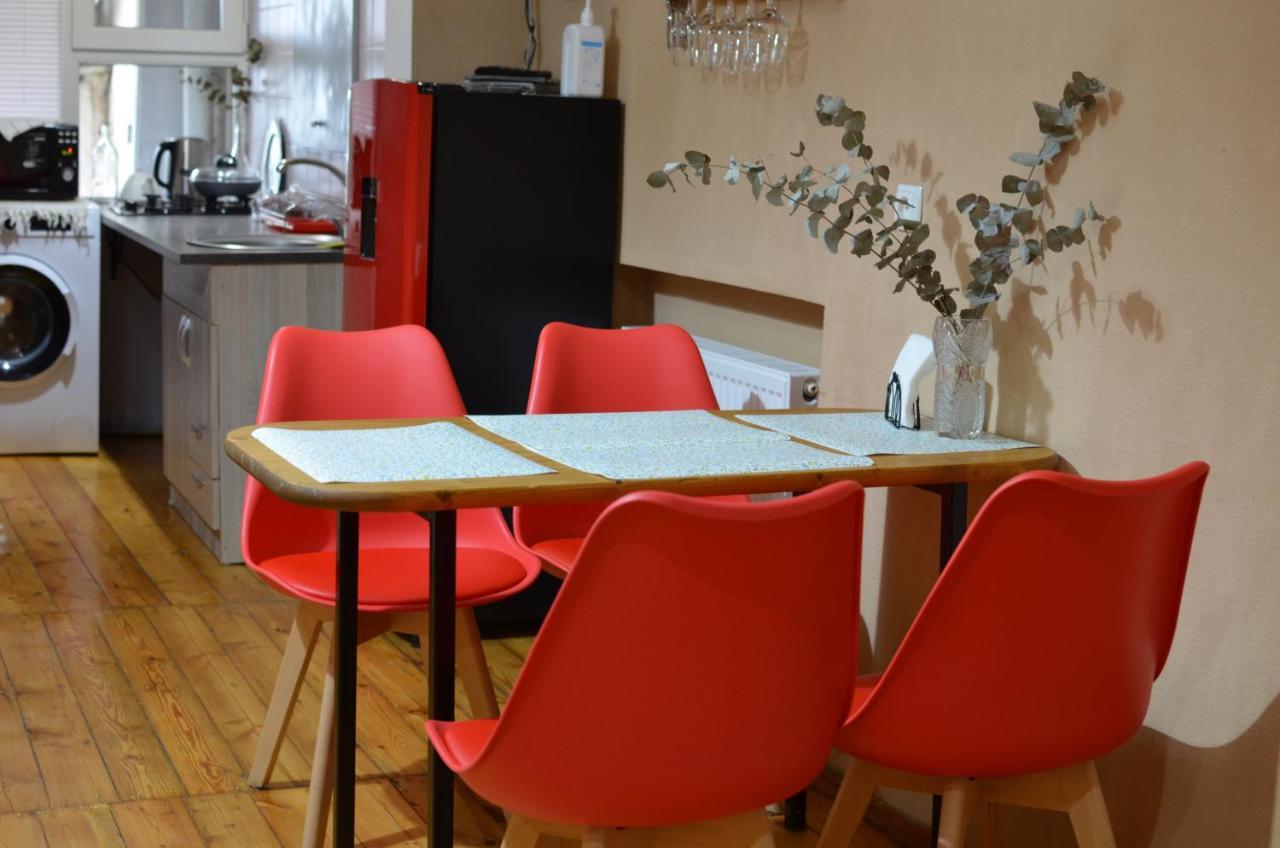 U&O Apartment, Liberty Square Tbilisi Buitenkant foto